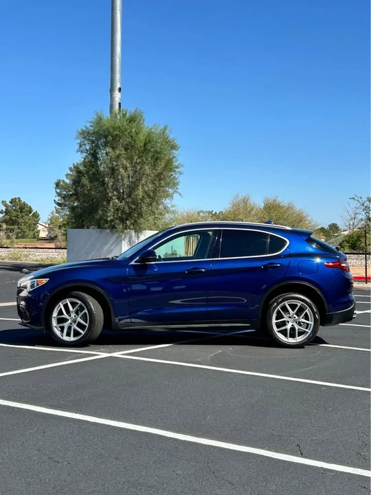 2018 Alfa Romeo Stelvio - Image 2 of 17