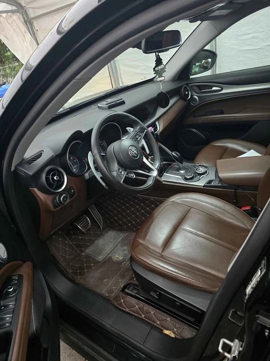 2018 Alfa Romeo Stelvio - Image 6 of 10