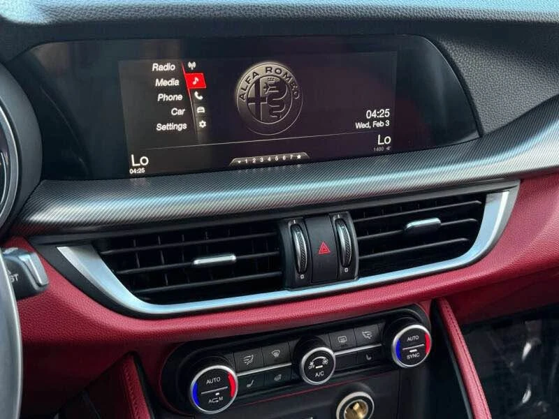 2018 Alfa Romeo Stelvio - Image 10 of 16
