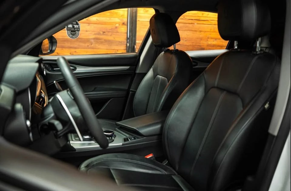 2018 Alfa Romeo Stelvio - Image 9 of 19