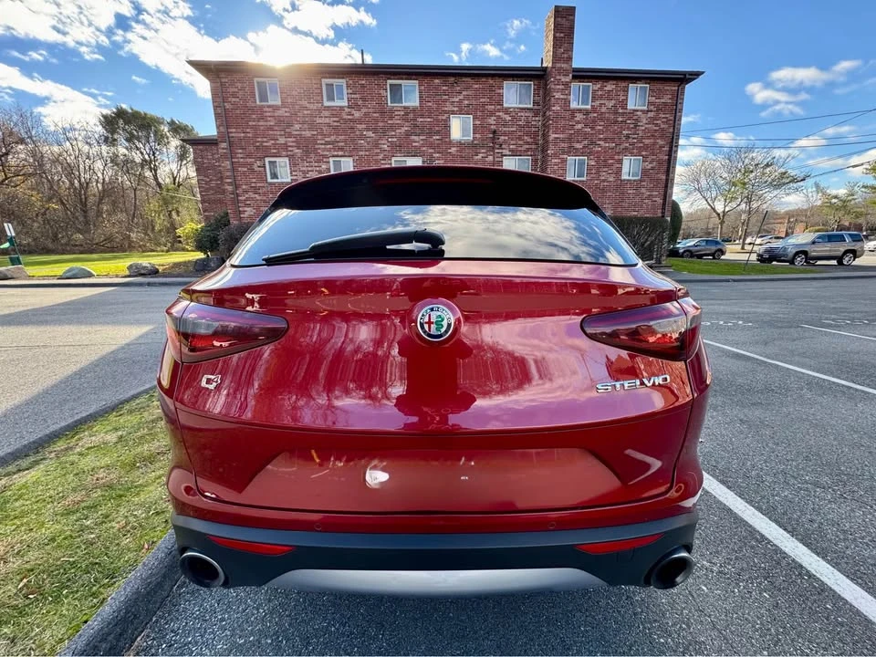 2018 Alfa Romeo Stelvio - Image 8 of 12