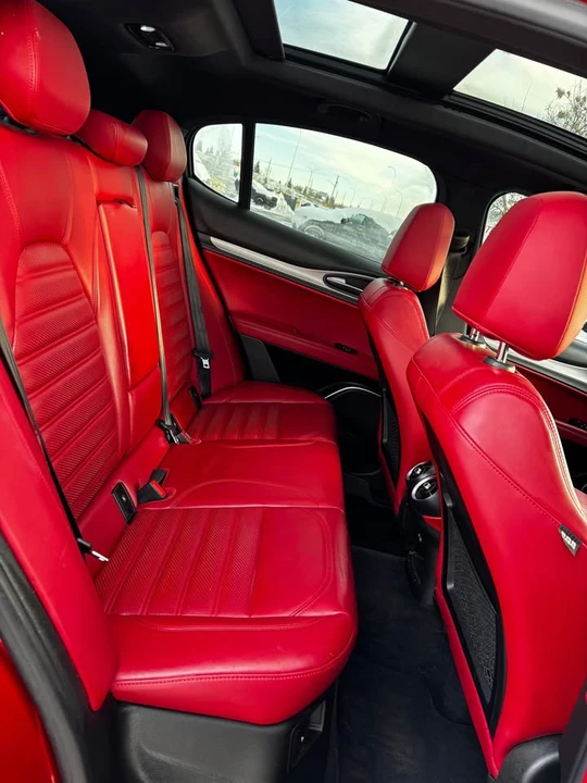 2018 Alfa Romeo Stelvio - Image 11 of 17