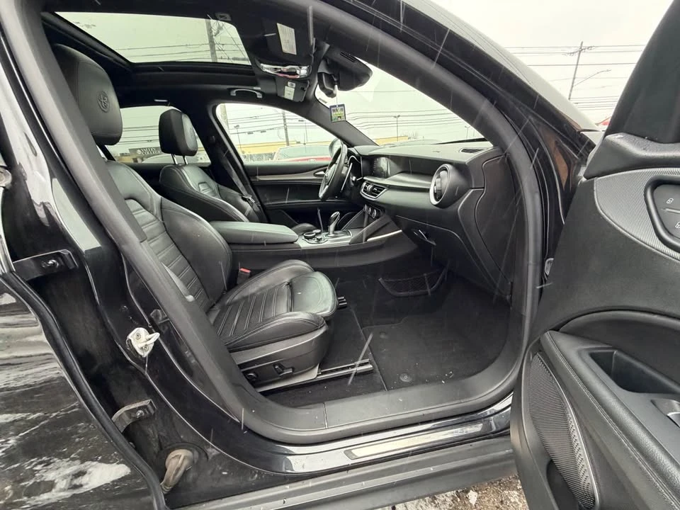 2018 Alfa Romeo Stelvio - Image 19 of 19