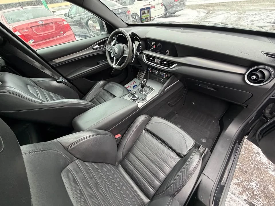 2018 Alfa Romeo Stelvio - Image 18 of 19