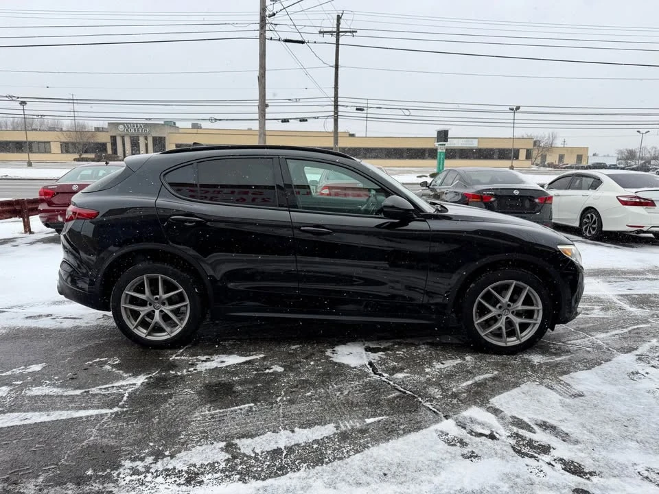 2018 Alfa Romeo Stelvio - Image 5 of 19