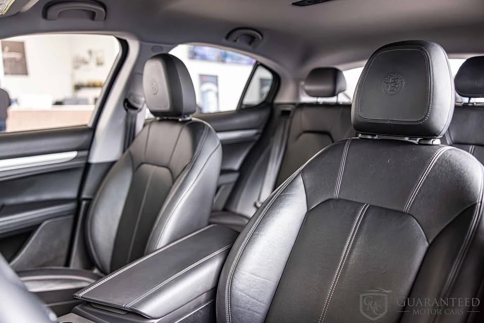 2018 Alfa Romeo Stelvio - Image 19 of 21