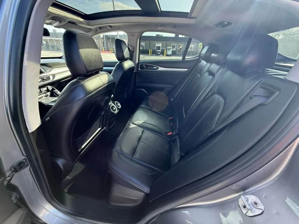 2018 Alfa Romeo Stelvio - Image 9 of 11