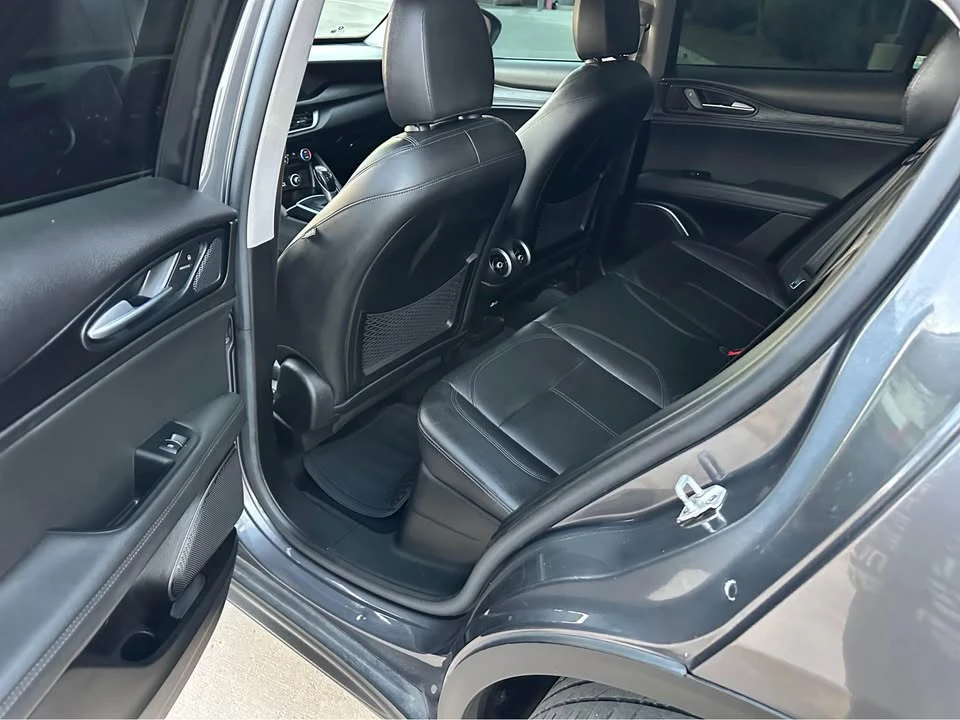 2018 Alfa Romeo Stelvio - Image 8 of 21