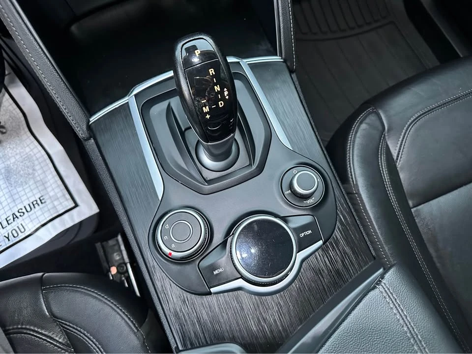 2018 Alfa Romeo Stelvio - Image 19 of 21