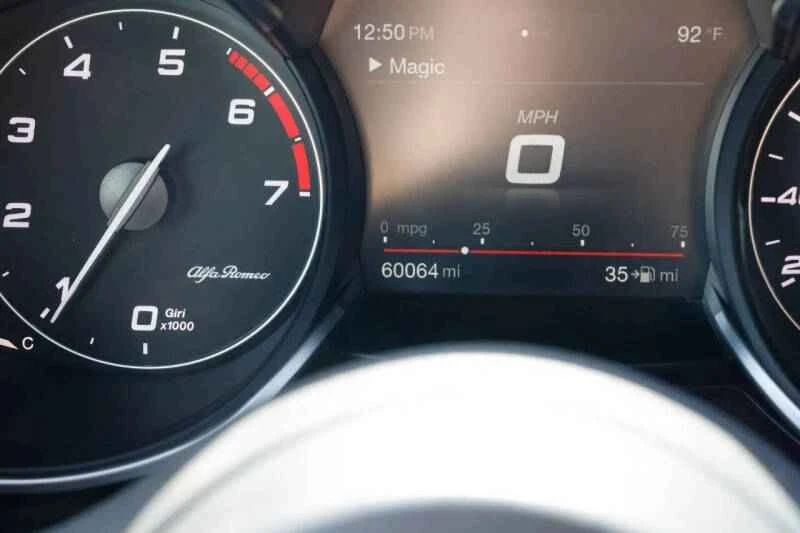 2018 Alfa Romeo Stelvio - Image 18 of 20