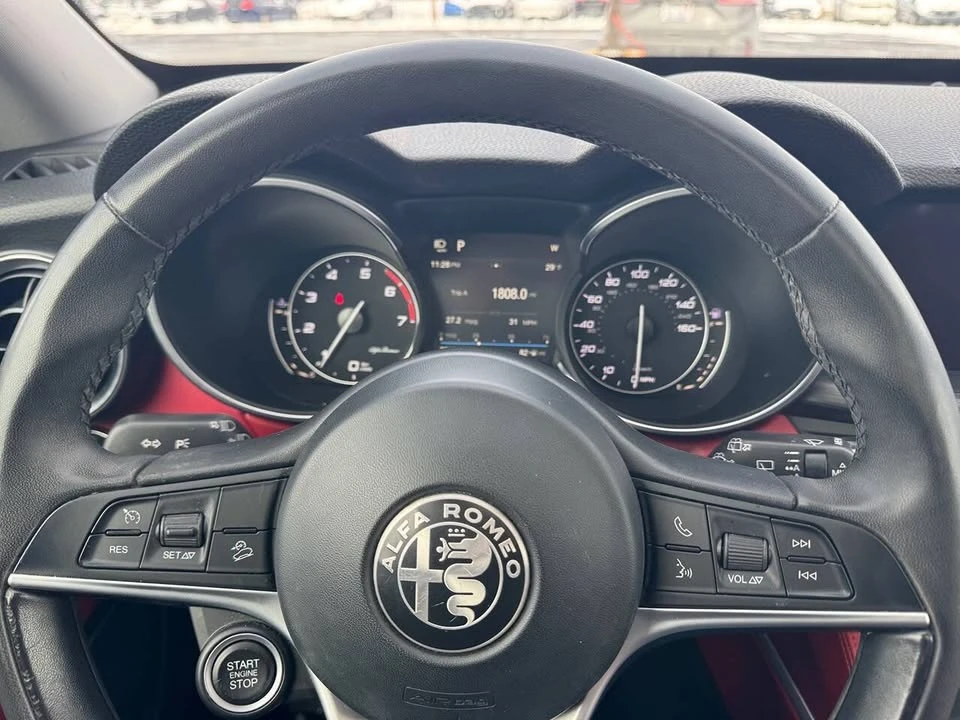 2018 Alfa Romeo Stelvio - Image 17 of 20