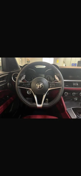 2018 Alfa Romeo Stelvio - Image 9 of 16