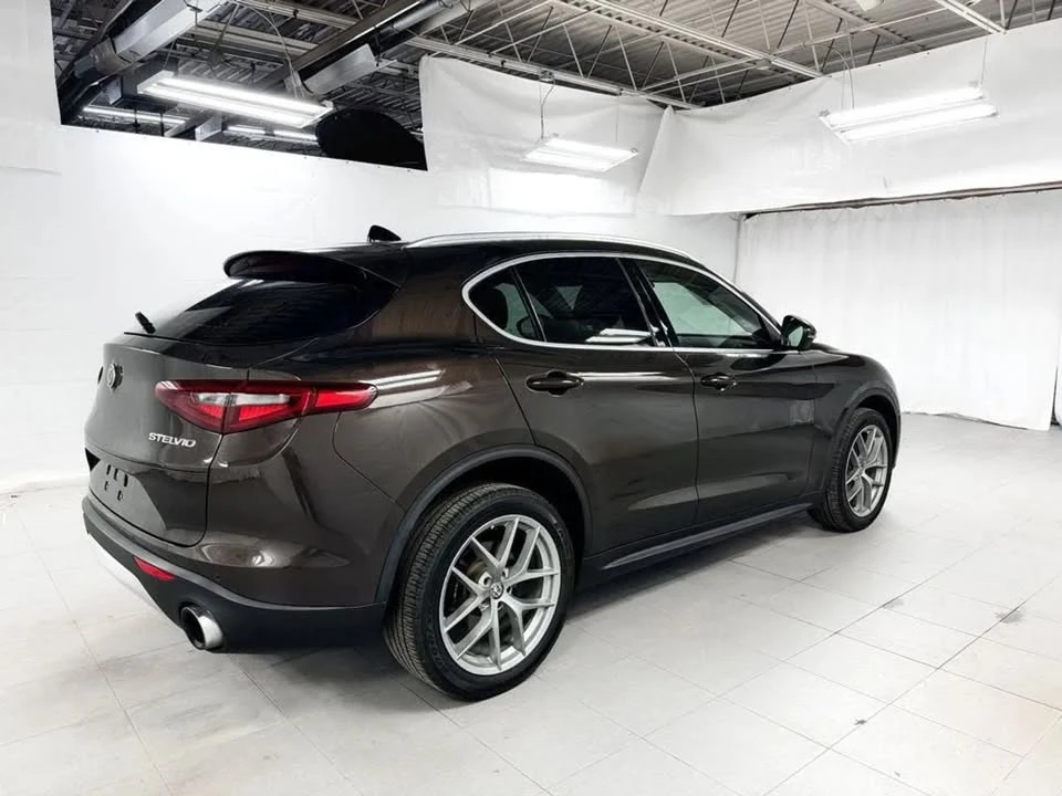 2018 Alfa Romeo Stelvio - Image 5 of 16