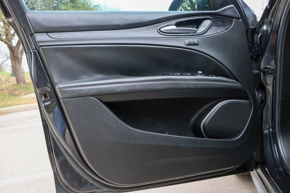 2018 Alfa Romeo Stelvio - Image 12 of 20
