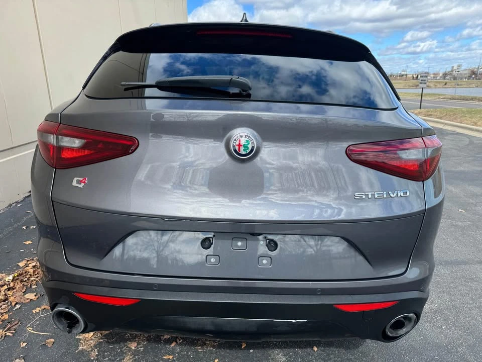 2018 Alfa Romeo Stelvio - Image 4 of 17