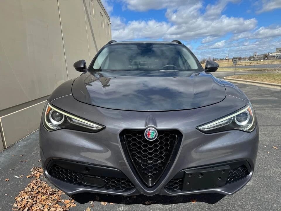 2018 Alfa Romeo Stelvio - Image 5 of 17