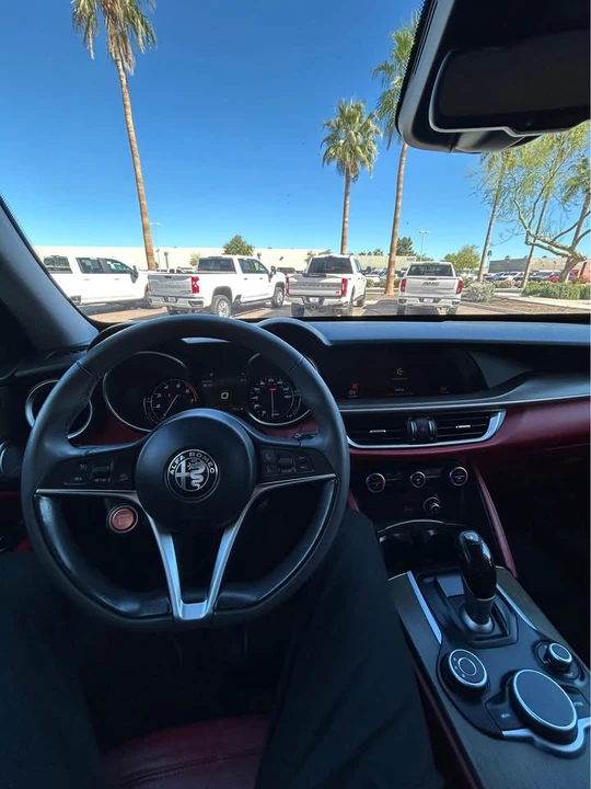 2018 Alfa Romeo Stelvio - Image 16 of 16
