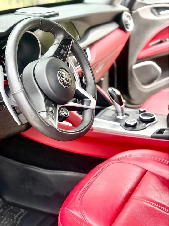 2018 Alfa Romeo Stelvio - Image 12 of 13