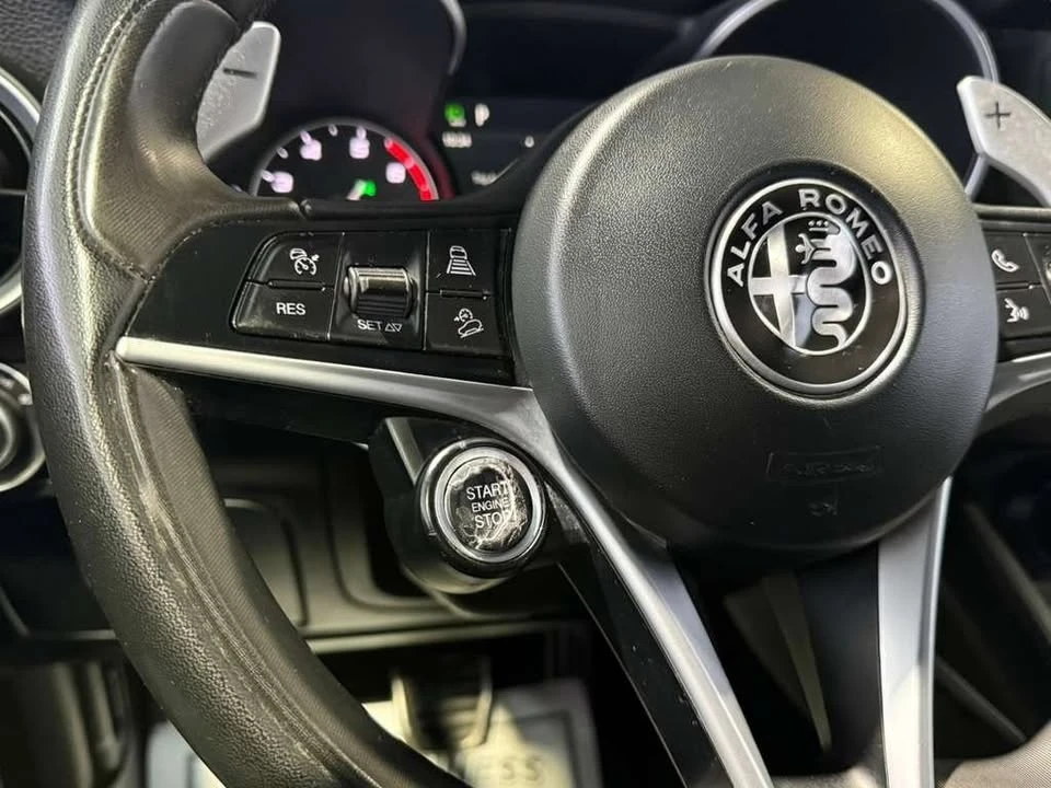 2018 Alfa Romeo Stelvio - Image 14 of 20