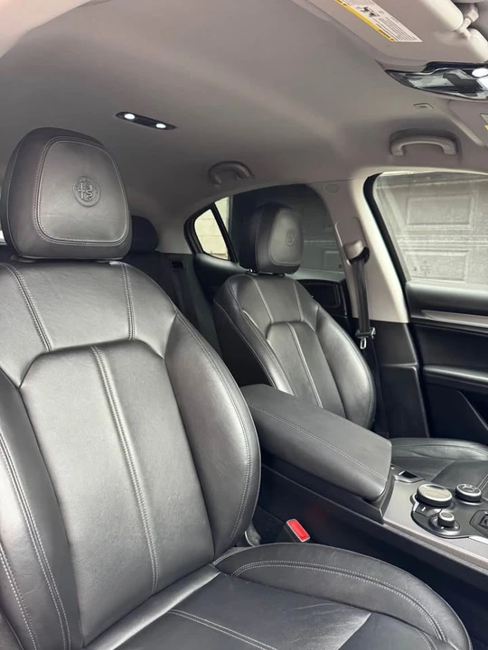 2018 Alfa Romeo Stelvio - Image 7 of 17