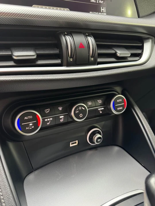 2018 Alfa Romeo Stelvio - Image 11 of 17