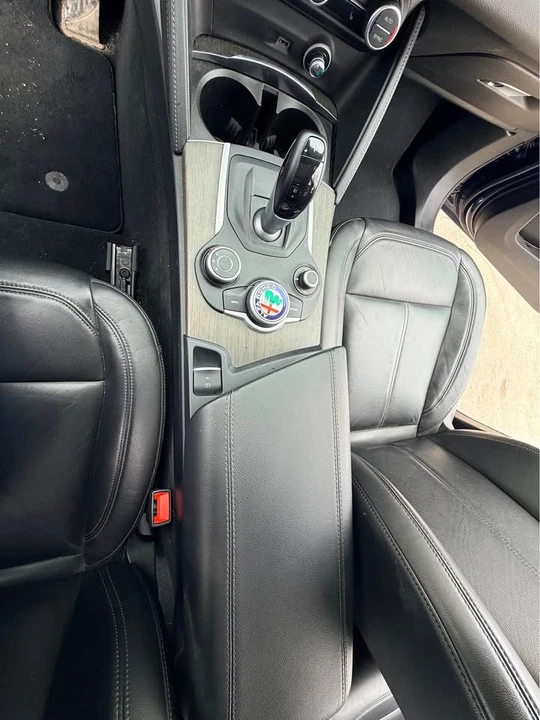 2018 Alfa Romeo Stelvio - Image 8 of 15