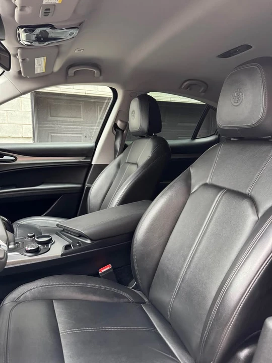 2018 Alfa Romeo Stelvio - Image 16 of 17