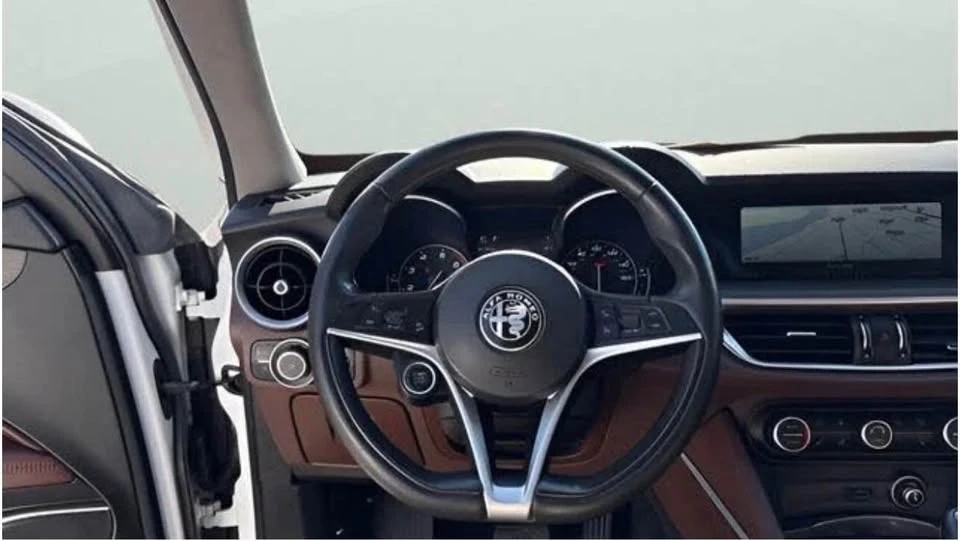 2018 Alfa Romeo Stelvio - Image 6 of 9
