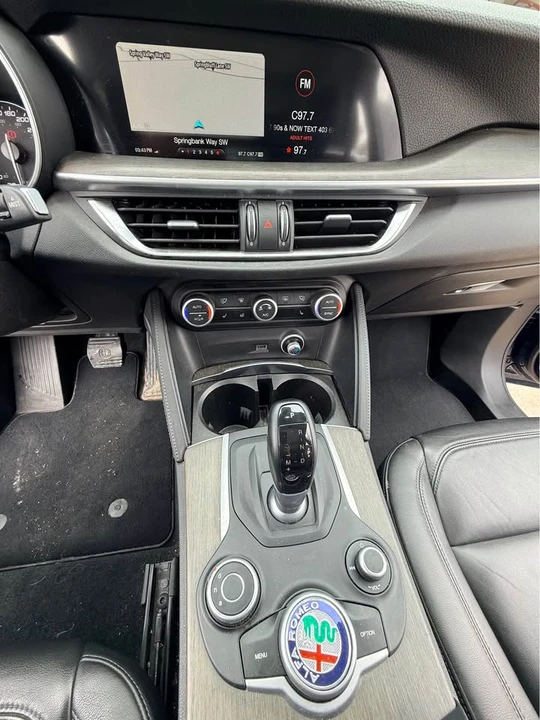 2018 Alfa Romeo Stelvio - Image 9 of 15