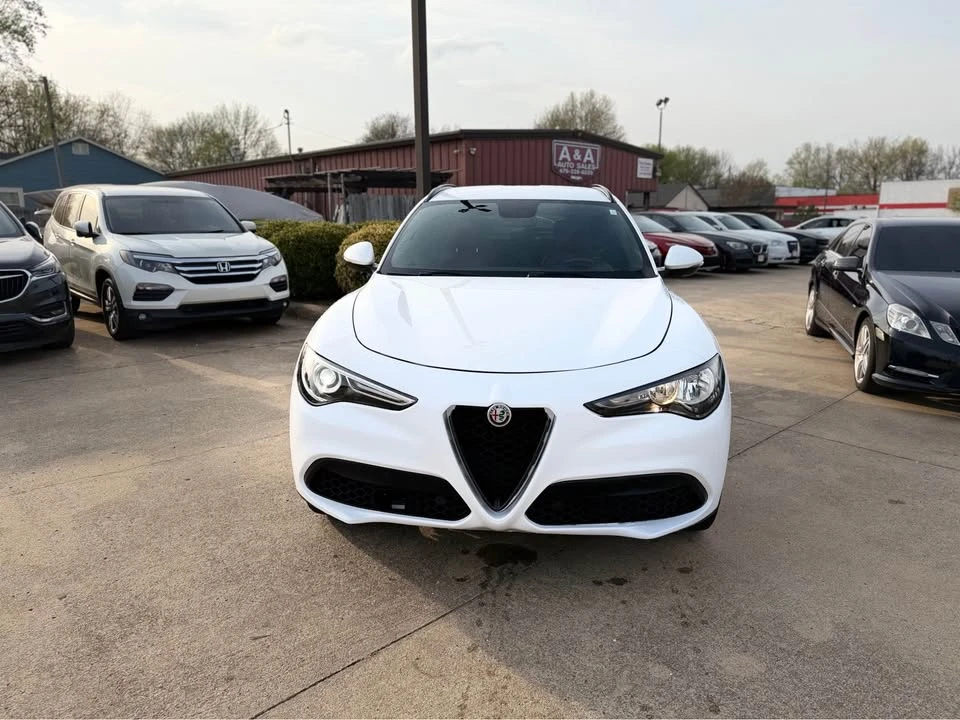 2018 Alfa Romeo Stelvio - Image 2 of 11