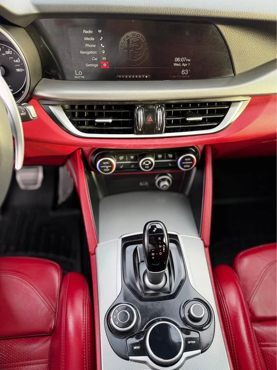2018 Alfa Romeo Stelvio - Image 10 of 11