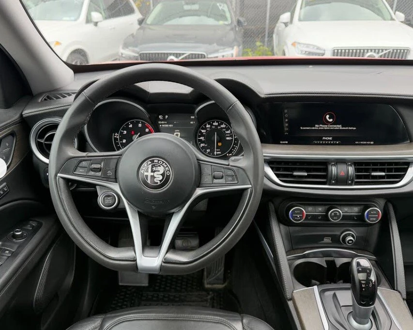 2018 Alfa Romeo Stelvio - Image 8 of 16
