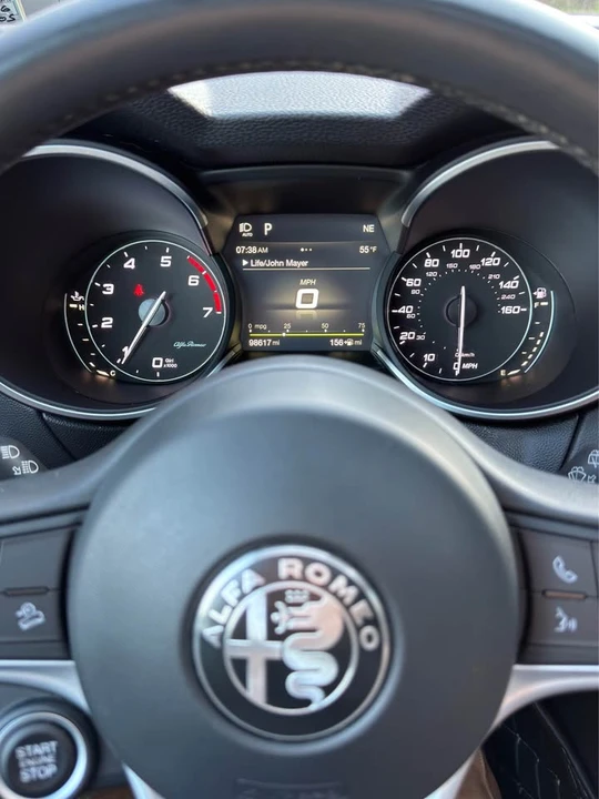 2018 Alfa Romeo Stelvio - Image 10 of 11