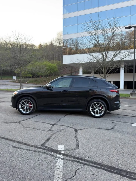 2018 Alfa Romeo Stelvio - Image 5 of 11