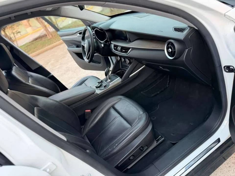 2018 Alfa Romeo Stelvio - Image 10 of 20