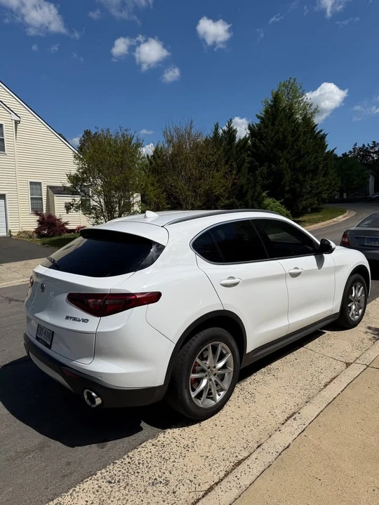 2018 Alfa Romeo Stelvio - Image 5 of 17