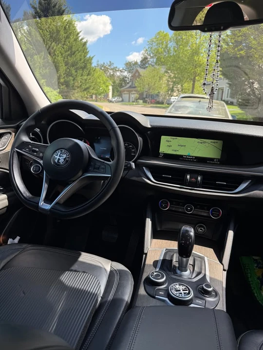 2018 Alfa Romeo Stelvio - Image 10 of 17