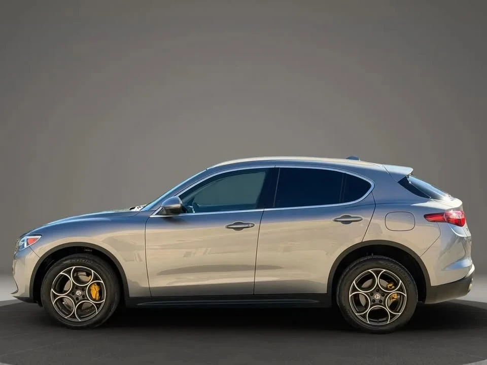 2018 Alfa Romeo - Image 4 of 20