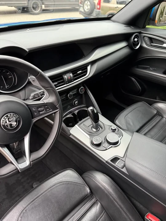 2018 Alfa Romeo Stelvio - Image 14 of 20