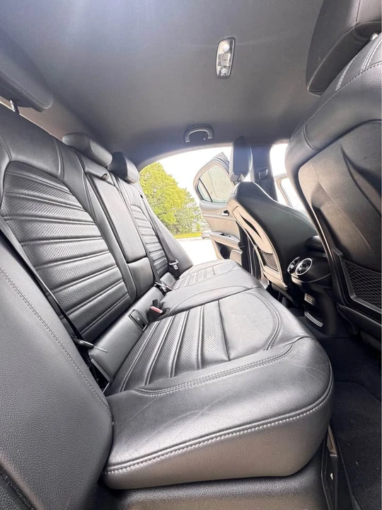 2018 Alfa Romeo Stelvio - Image 17 of 18