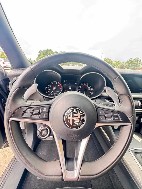 2018 Alfa Romeo Stelvio - Image 9 of 18