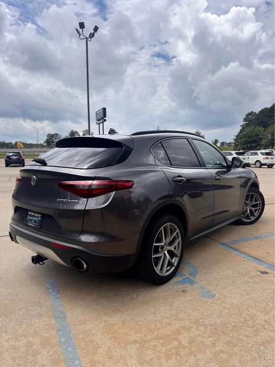 2018 Alfa Romeo Stelvio - Image 5 of 18