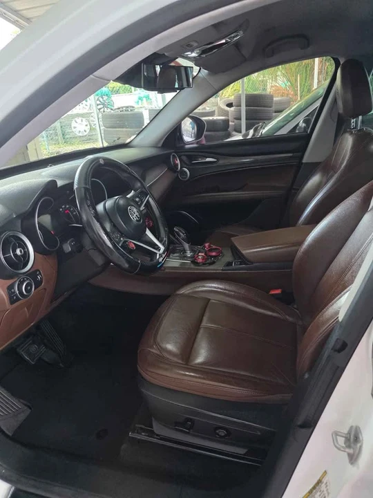 2018 Alfa Romeo Stelvio - Image 4 of 5