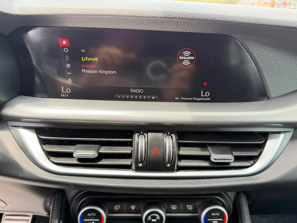 2018 Alfa Romeo Stelvio - Image 15 of 20