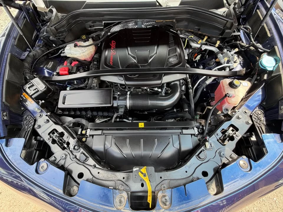 2018 Alfa Romeo Stelvio - Image 2 of 20