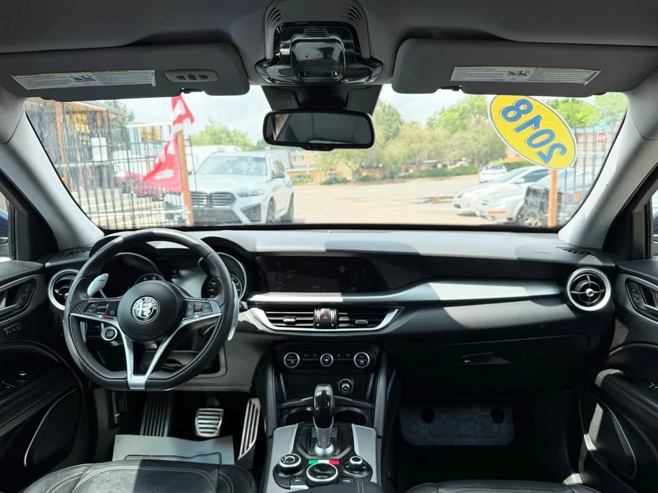2018 Alfa Romeo Stelvio - Image 11 of 20