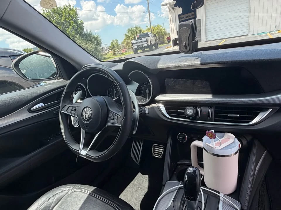 2018 Alfa Romeo Stelvio - Image 5 of 8