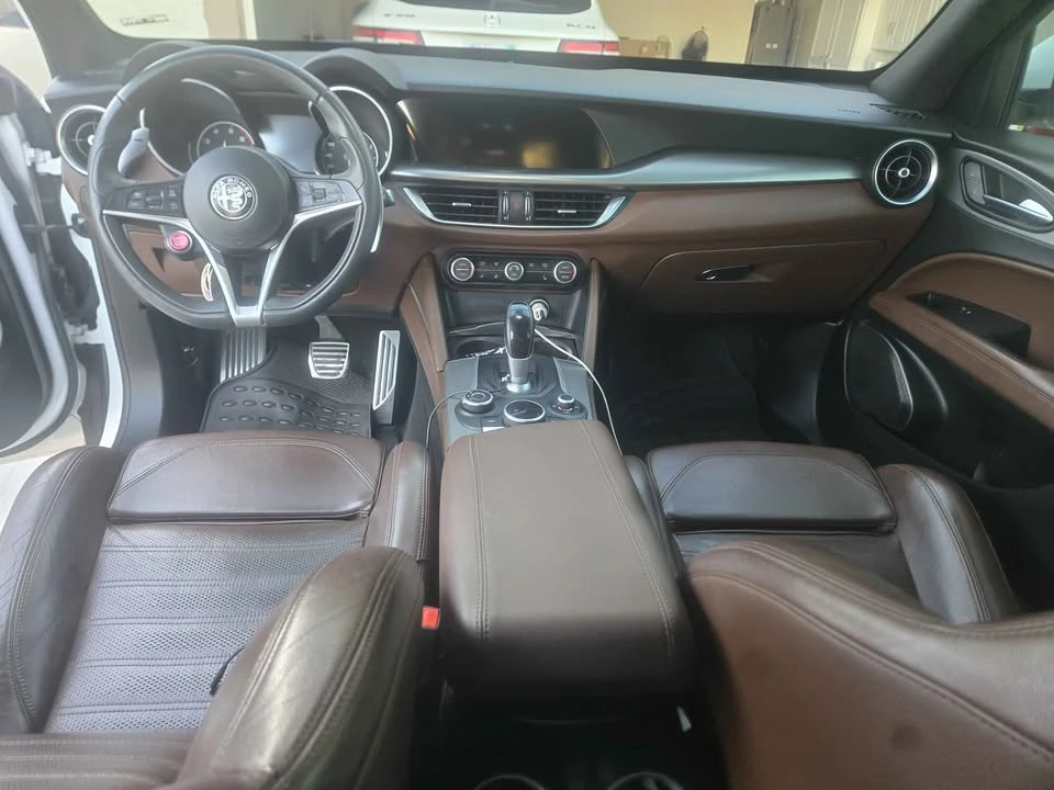 2018 Alfa Romeo Stelvio - Image 10 of 11