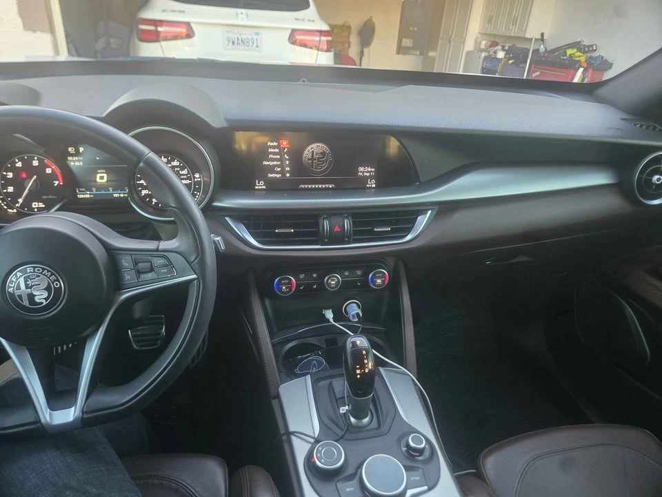 2018 Alfa Romeo Stelvio - Image 11 of 11