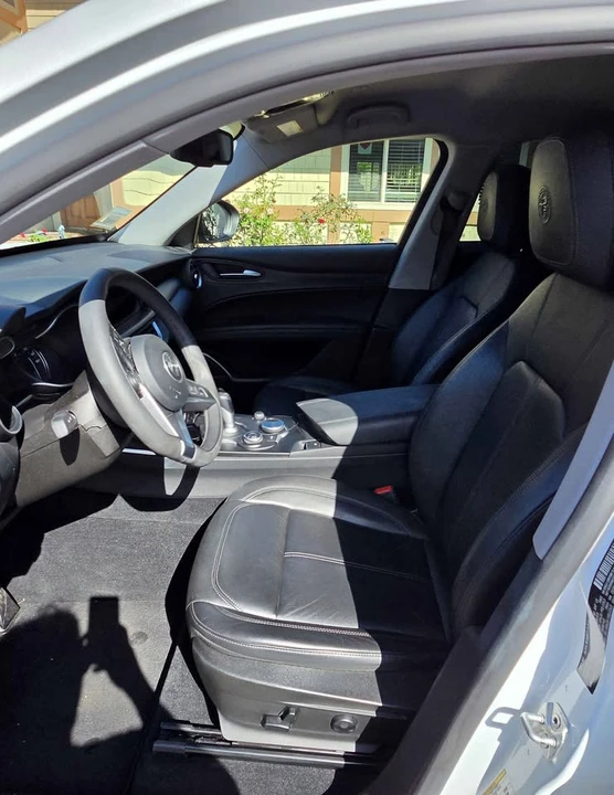 2018 Alfa Romeo Stelvio - Image 13 of 14